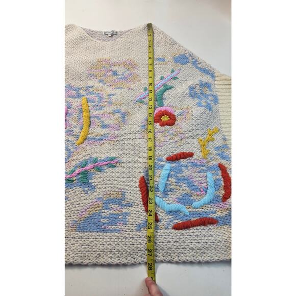 See & be seen statement poncho soft winter warm S/ M neutral 3D whimsical modern - Picture 11 of 11